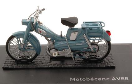 Peugeot 103 L 1972 Orange Moto 1:18 Model NV182047