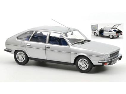 NOREV NV185272 RENAULT 30 TX 1979 SILVER 1:18 Modellino