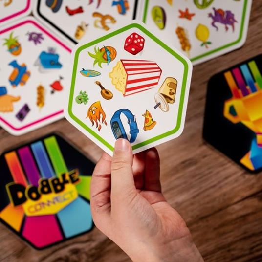 Dobble Connect. Base - ITA. Gioco da tavolo - 3