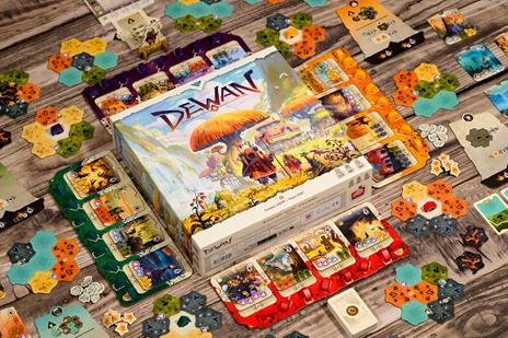 Asmodee - Dewan, Gioco da Tavolo Strategico di Posizionamento, Conquista e Gestione delle carte, Carte da Gioco - 3