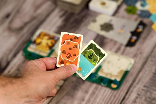 Asmodee - Dewan, Gioco da Tavolo Strategico di Posizionamento, Conquista e Gestione delle carte, Carte da Gioco - 5