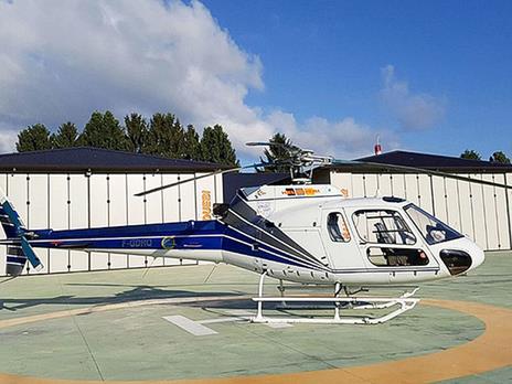 SMARTBOX - Volo in elicottero sul Lago di Como con posto da copilota - Cofanetto regalo - 3