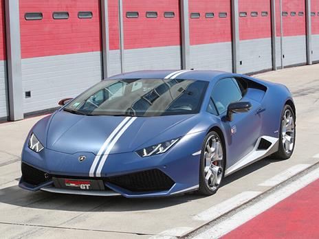 SMARTBOX - Alla guida di 2 supercar: 1 giro sul Circuito Varano de Melegari - Cofanetto regalo - 5