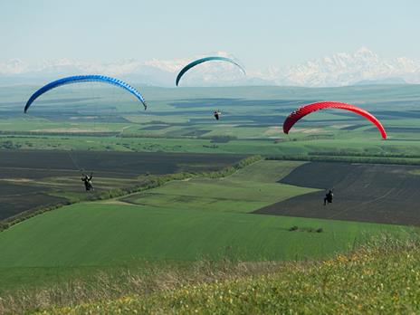 SMARTBOX - 1 emozionante volo in parapendio nel Canavese per 2 - Cofanetto regalo - 9
