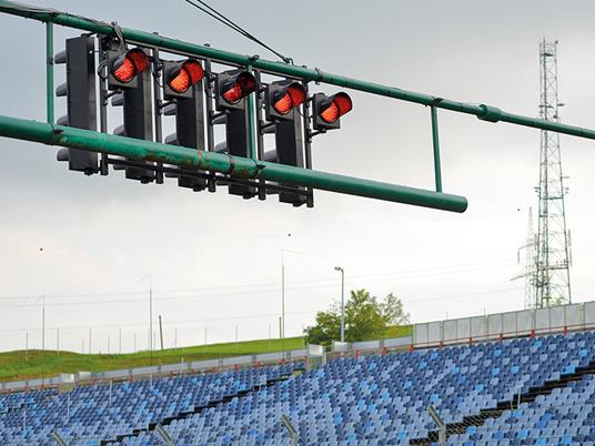 SMARTBOX - Adrenalina sul Circuito di Castelletto di Branduzzo: 7 giri in pista su Ferrari 458 - Cofanetto regalo - 9
