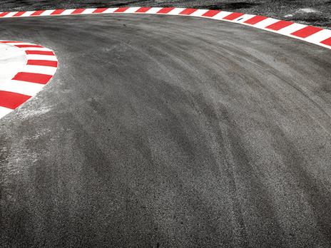 SMARTBOX - Test drive a Castelletto di Branduzzo: 10 giri su Ferrari 458 con video ricordo - Cofanetto regalo - 9