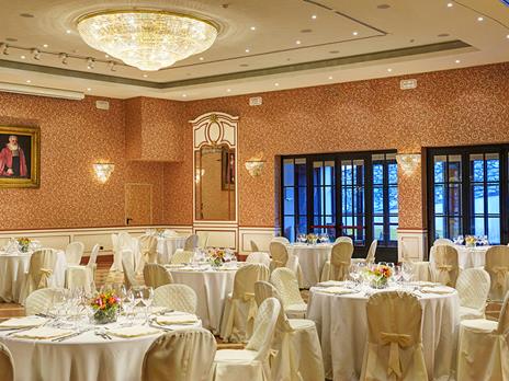SMARTBOX - Peccati di gola: 1 degustazione enogastronomica per 2 in strutture ricche di charme - Cofanetto regalo - 3