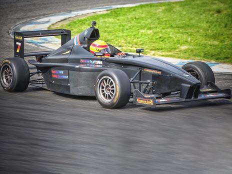 SMARTBOX - 1 sessione in Formula 4 sul Circuito di Castelletto di Branduzzo - Cofanetto regalo - 7
