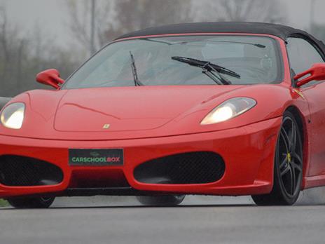 SMARTBOX - Adrenalina in supercar: 1 giro alla guida di Ferrari o Lamborghini su 6 circuiti a scelta - Cofanetto regalo - 5