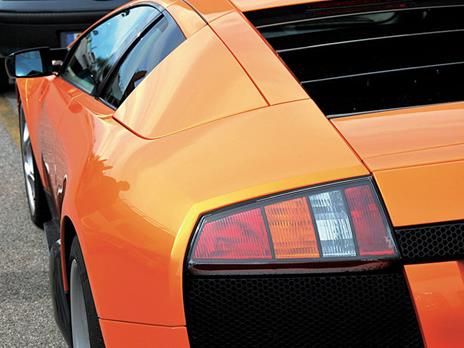 SMARTBOX - Adrenalina in supercar: 1 giro alla guida di Ferrari o Lamborghini su 6 circuiti a scelta - Cofanetto regalo - 7