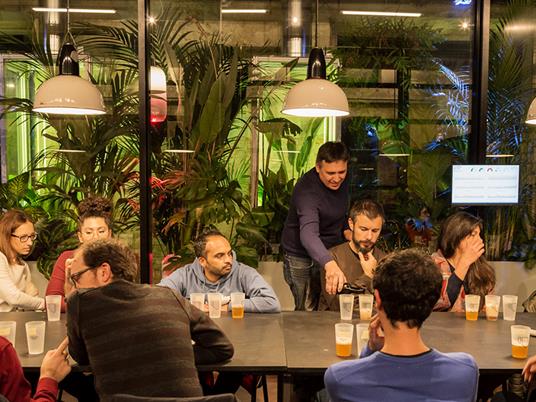 SMARTBOX - Emozioni targate BVS: degustazione per 2 al Birrificio Valdarno Superiore - Cofanetto regalo - 3