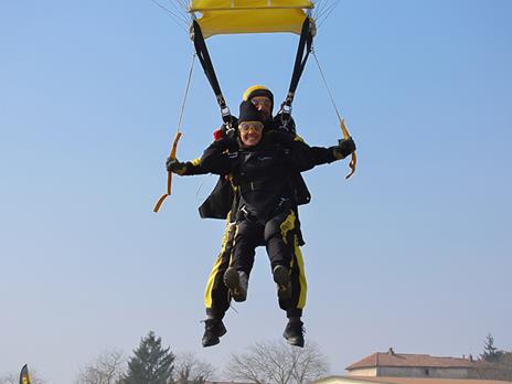 SMARTBOX - Brividi ad alta quota: 1 suggestivo volo in paramotore biposto con video ricordo - Cofanetto regalo - 5