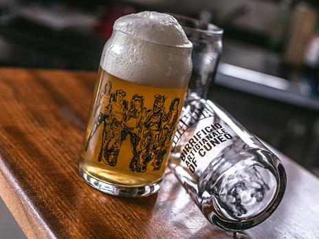 SMARTBOX - Il gusto del Birrificio della Granda a domicilio: 24 birre artigianali e una t-shirt - Cofanetto regalo - 3