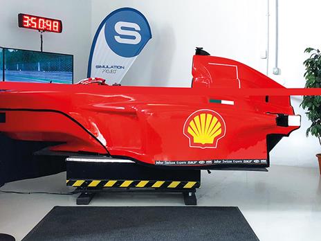 SMARTBOX - Adrenalina su pista: 45 min di guida su simulatore F1 Full Motion a Milano - Cofanetto regalo - 3
