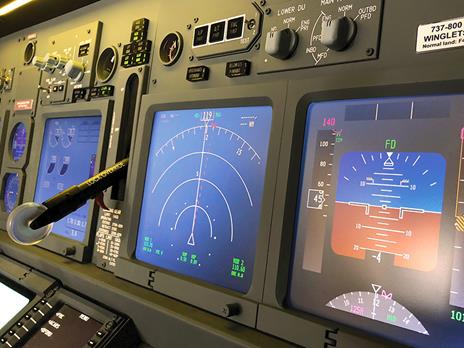 SMARTBOX - Ai comandi di un Boeing 737: 1 suggestiva simulazione di volo di 30 minuti - Cofanetto regalo - 7