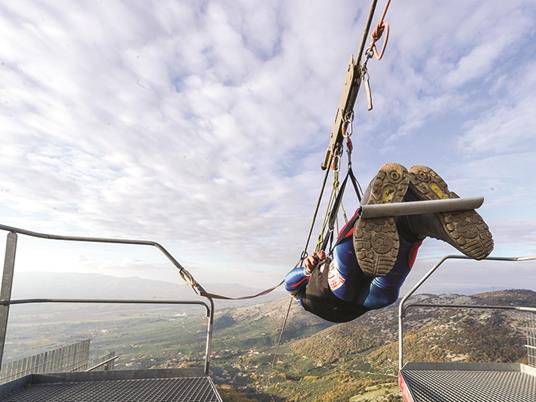 SMARTBOX - Flying in the Sky: 1 emozionante volo sulla ZipLine più lunga e veloce al mondo - Cofanetto regalo - 5