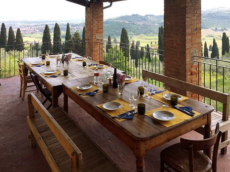 SMARTBOX - Storie di vino in Toscana: 1 notte in agriturismo con cena e degustazione in cantina - Cofanetto regalo - 7