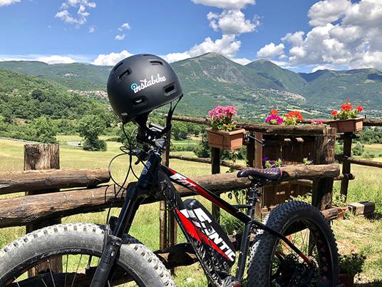 SMARTBOX - Al Lago di Piediluco con la famiglia: tour in battello e in bicicletta per 4 - Cofanetto regalo - 3