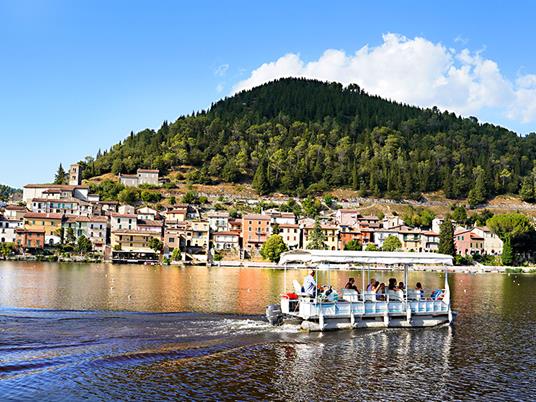 SMARTBOX - Alla scoperta del lago di Piediluco: tour in battello con aperitivo a bordo per 2 - Cofanetto regalo - 3