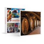 SMARTBOX - Enologia toscana: visita alla cantina con degustazione di 3 vini e prodotti locali per 2 - Cofanetto regalo