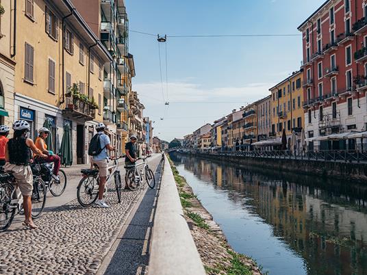 SMARTBOX - Alla scoperta di Milano: tour guidato in bicicletta elettrica  per 2 persone - Cofanetto regalo - Smartbox - Idee regalo | IBS