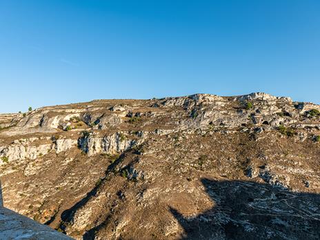 SMARTBOX - Alla scoperta del Parco della Murgia in famiglia con 1 tour e 1 souvenir in tufo incluso - Cofanetto regalo - 3