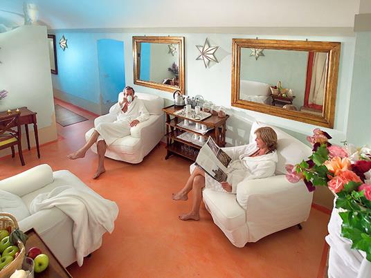 SMARTBOX - Nel cuore del Chianti: 2 notti in dimora d'epoca con accesso Spa e cena gourmet per 2 - Cofanetto regalo - 13