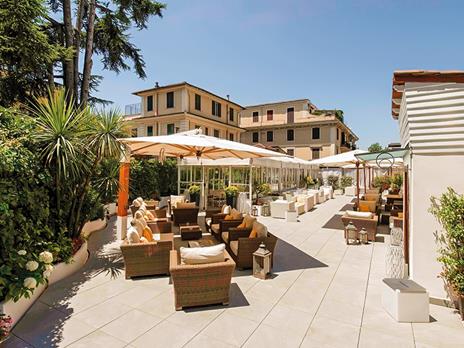 SMARTBOX - Eterna Roma: 1 notte in hotel 3*, B&B o romantiche guest house - Cofanetto regalo - 5