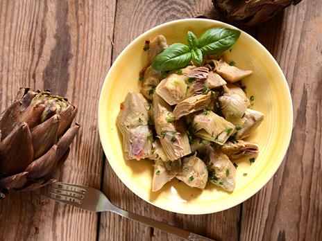 SMARTBOX - 6 bottiglie di olio EVO sicliano o ligure, paté di olive e carciofini sott'olio a casa tua - Cofanetto regalo - 7