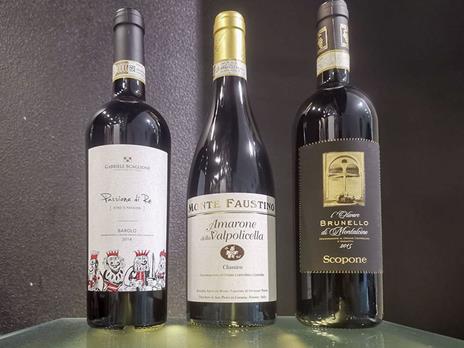 SMARTBOX - Eccellenze enologiche Aroma Wine Bar Enoteca: selezione di 3 vini a scelta a domicilio - Cofanetto regalo - 7