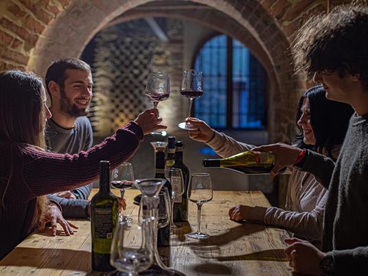 SMARTBOX - I sapori di Montepulciano: 1 notte con colazione e degustazione di vino con formaggi tipici - Cofanetto regalo - 5