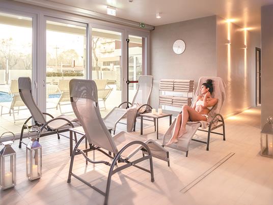 SMARTBOX - Relax vista mare a Rimini: percorso Spa e cena di 4 portate per 2 persone - Cofanetto regalo - 4