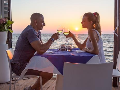 SMARTBOX - Relax vista mare a Rimini: percorso Spa e cena di 4 portate per 2 persone - Cofanetto regalo - 8