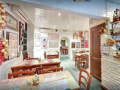 SMARTBOX - Aperitivo nel cuore di Roma con cena di 3 portate - Cofanetto regalo - 5