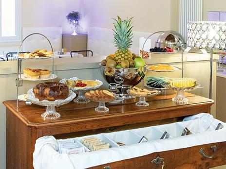SMARTBOX - Insieme a Bologna: 2 notti con aperitivo e ingresso alle Due Torri al 4* Hotel Rossini 1936 - Cofanetto regalo - 7