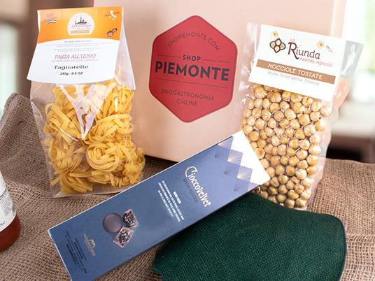 SMARTBOX - Prelibatezze piemontesi: 1 accurata selezione di prodotti tipici con consegna a domicilio - Cofanetto regalo - 5