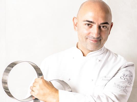 SMARTBOX - Torte classiche: 10 video lezioni Club Academy con guide e ricette firmate Gianluca Aresu - Cofanetto regalo - 3