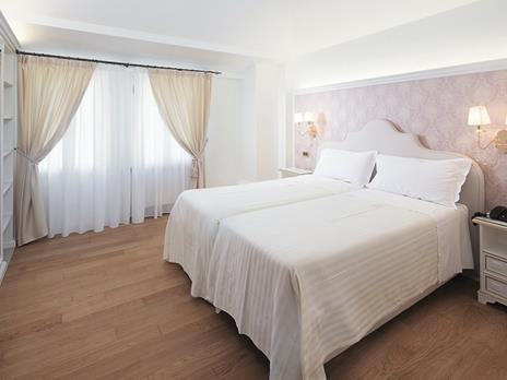 SMARTBOX - 3 notti di lusso in hotel 5* con Prosecco di benvenuto - Cofanetto regalo - 5