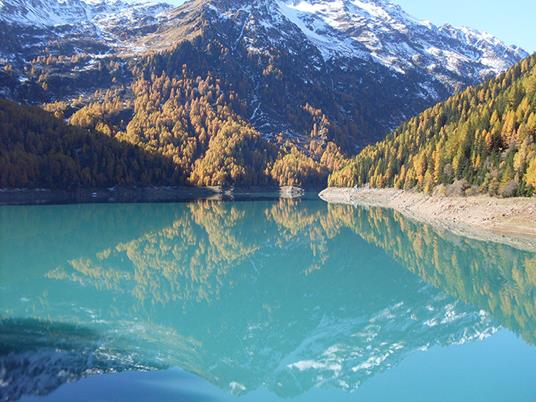 SMARTBOX - Nel verde del Trentino con la famiglia: 1 notte con colazione in strutture selezionate - Cofanetto regalo - 7