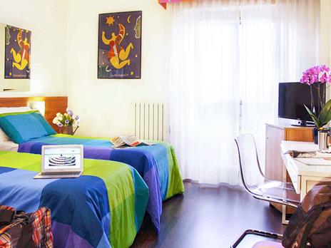 SMARTBOX - Nel cuore d'Italia: 1 notte con colazione alla scoperta dell'Umbria per tutta la famiglia - Cofanetto regalo - 53 soggiorni in tipici agriturismi, accoglienti B&B o eleganti hotel 3* - 3