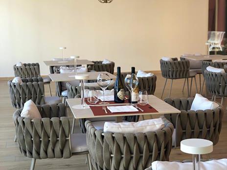 SMARTBOX - Mari e monti: romantica cena di tre portate - Cofanetto regalo - 5