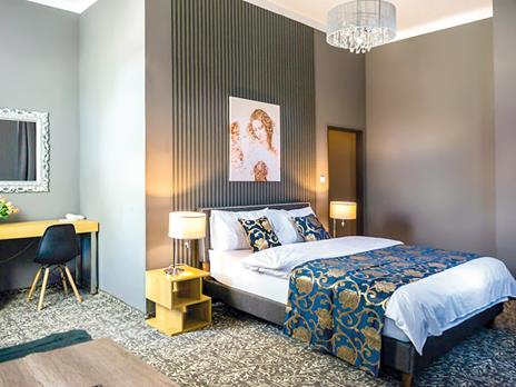 SMARTBOX - City break di Natale: 3 magiche notti in Hotel 4* e 5* nelle più belle città d'Europa - Cofanetto regalo - 245 soggiorni da sogno nelle più belle città d'Europa - 3