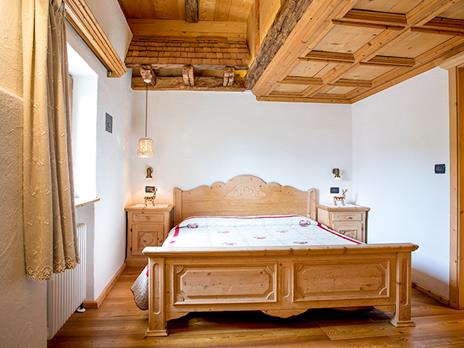 SMARTBOX - 1 notte in hotel 4* con degustazione per 2 in Trentino - Cofanetto regalo - 3