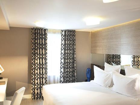 SMARTBOX - Soggiorno di 1 notte a Parigi presso lHotel Bowmann 5* - Cofanetto regalo - 6