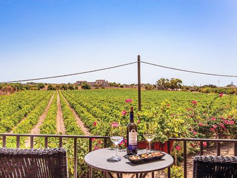 SMARTBOX - 3 notti in camera Superior con pranzo o cena presso il Luxury Wine Resort 5* Baglio Oneto - Cofanetto regalo - 5