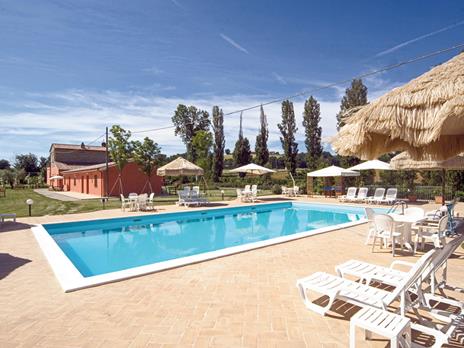 SMARTBOX - Mille e una notte da vivere - Cofanetto regalo - 1 notte con colazione oppure 1 notte con colazione e aperitivo o - 5