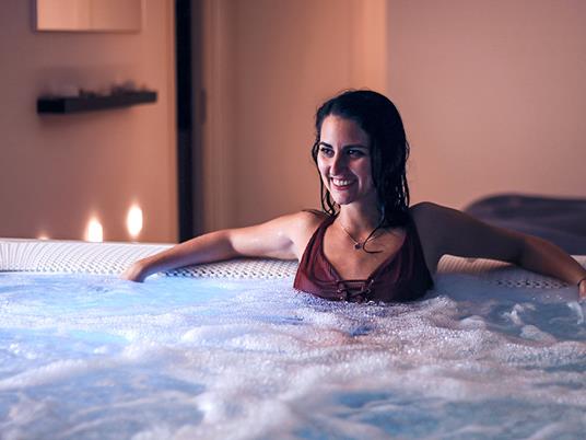SMARTBOX - Benessere di coppia: percorso Spa con pausa snack - Cofanetto regalo - 3