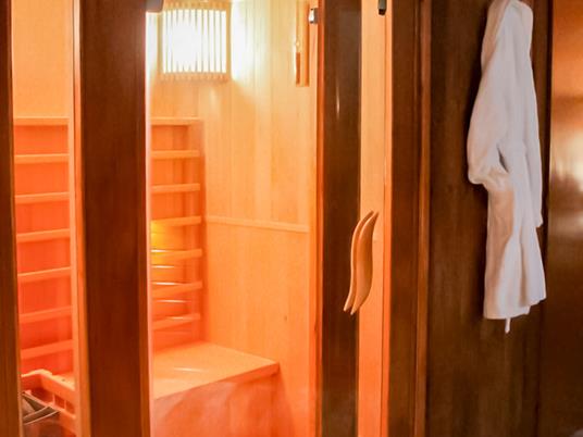 SMARTBOX - Relax per due a Verona: 1 accesso alla Spa privata di 1h con bottiglia di Prosecco - Cofanetto regalo - 5