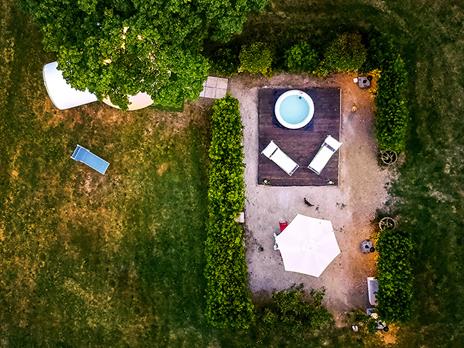 SMARTBOX Yoga e Glamping in Toscana: 1 notte in Bolla con Prosecco idromassaggio e Yoga Fly Retreat Cofanetto regalo - 7
