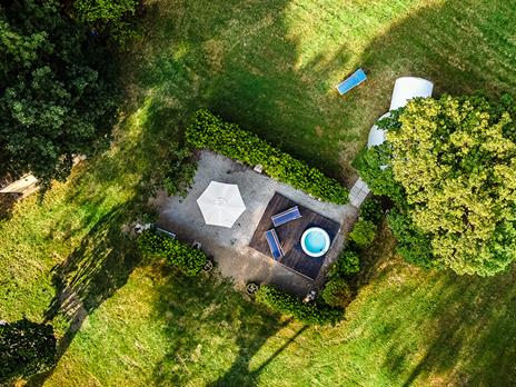 SMARTBOX - 1 notte in Bubble Glamping in Toscana con Prosecco e accesso alla vasca idromassaggio - Cofanetto regalo - 5